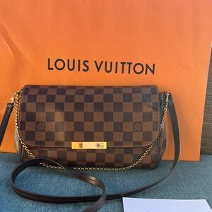 $1299 🅿️🅿️ - Authentic Louis Vuitton Favorite MM